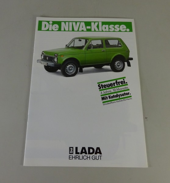 Prospekt / Broschüre Lada Niva 1600 VAZ 2121 inkl. Niva Cabrio Stand 1988