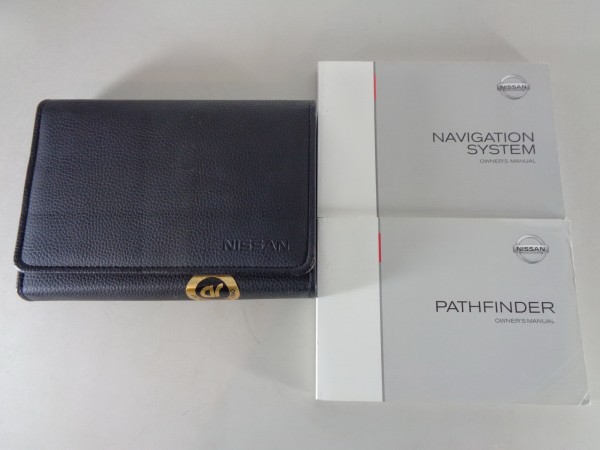 Handbook / Owner's Manual + Wallet Nissan Pathfinder R51 printed 04/2006