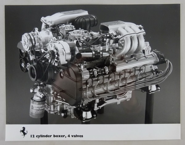 Pressefoto / Werbefoto Ferrari Testarossa V12 Motor Seitenansicht