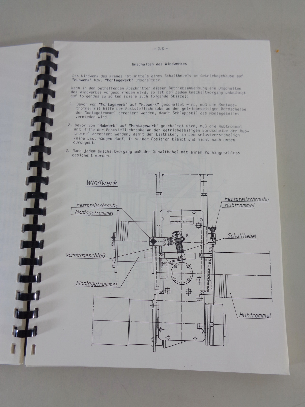 Technische Beschreibung Liebherr Turmdrehkran 60 KR von 07/1981 Datenblatt 