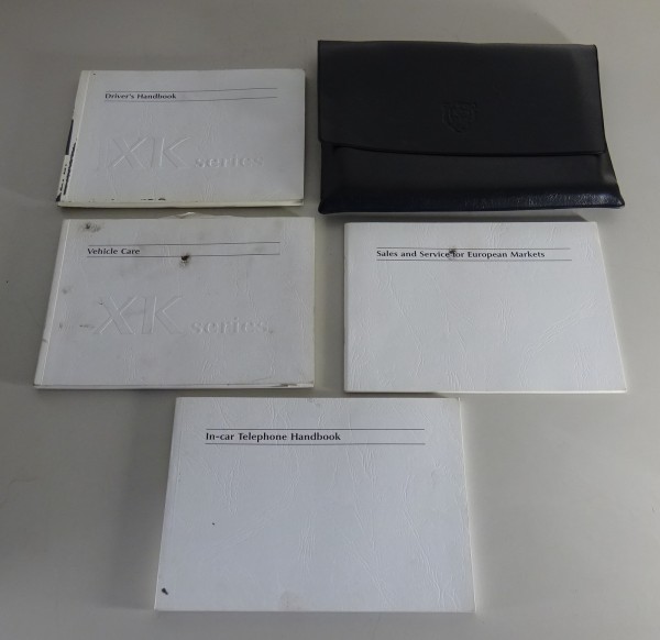 Owner's Manual / Handbook + Wallet Jaguar XK8 / XKR Typ X100 printed 2000